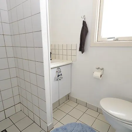 Two-bedroom Holiday With A Fireplace 04 *