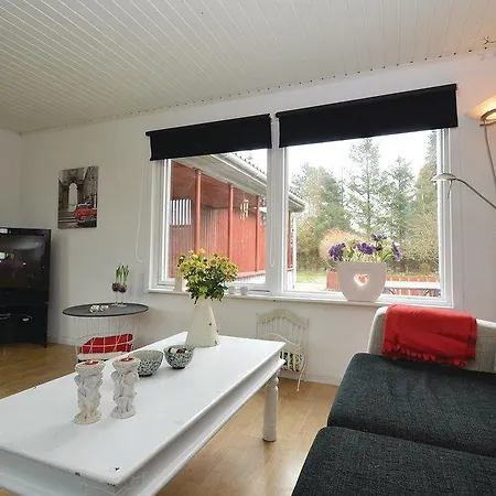 Two-bedroom Holiday With A Fireplace 04